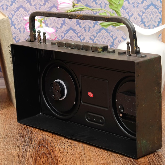 Часы настольные Лофт, в виде магнитофона,с термометром,черный, под старину d=10,35,5*9,5*21см