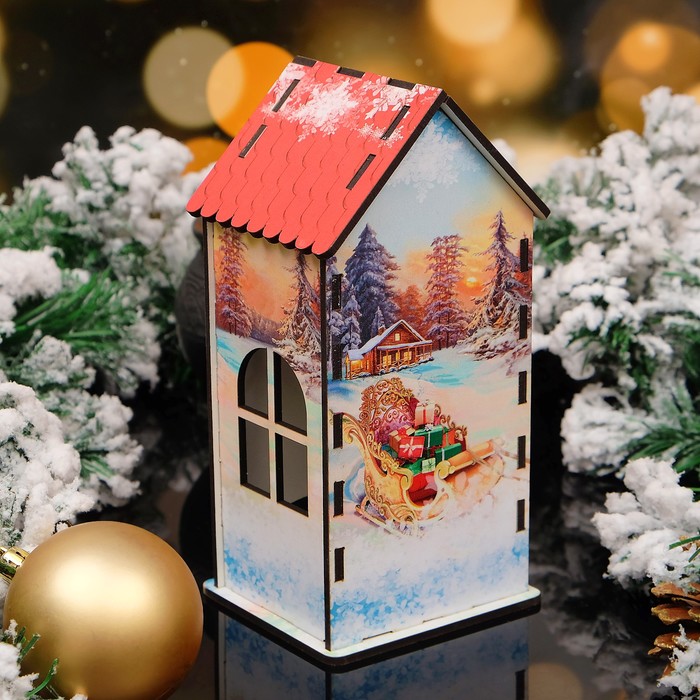 Чайный домик «Хрюша и Дед Мороз», 9,3×9,3×20 см
