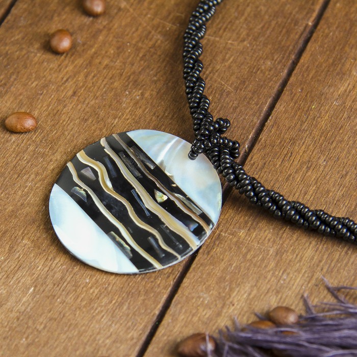 Колье "Чёрное и белое" 27х5х0,5 см