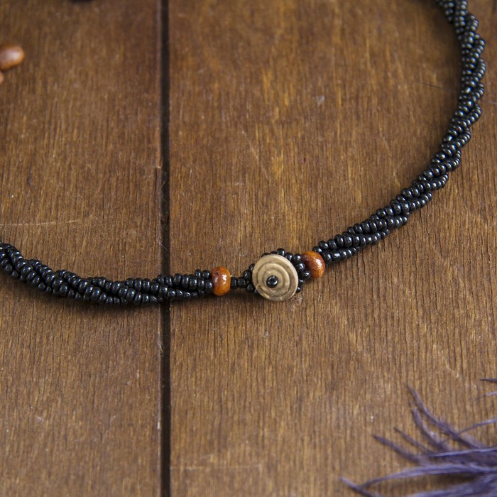 Колье "Чёрное и белое" 27х5х0,5 см