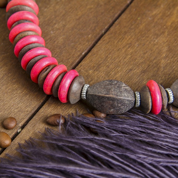 Колье "Красный амулет" 27х5х0,5 см