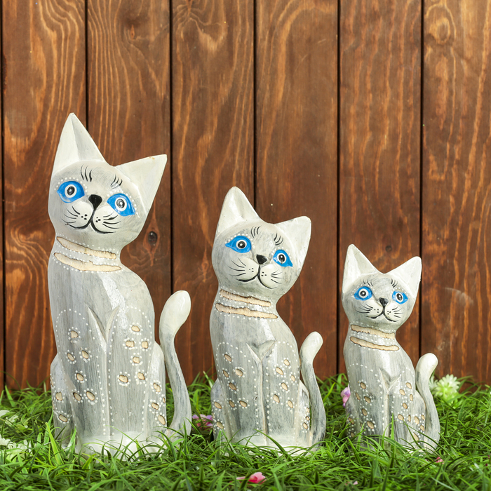 Набор сувенирный "Светлые кошки"(20,25,30) 20х7х30 см