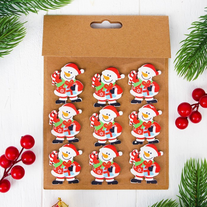 Новогодний декор  на магните "Снеговик с подарочком", набор 9 шт.