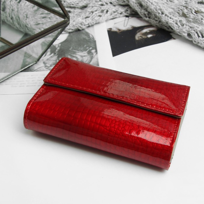 Кошелёк женский, 2 отдела, для карт, наружный карман, цвет красный