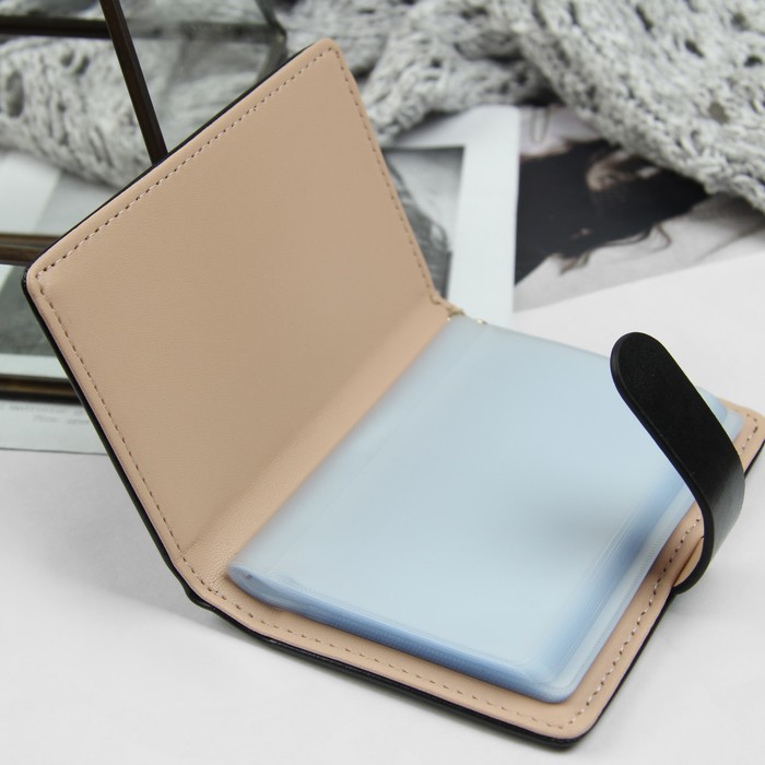 Визитница, 20 картхолдеров, на кнопке, цвет чёрный