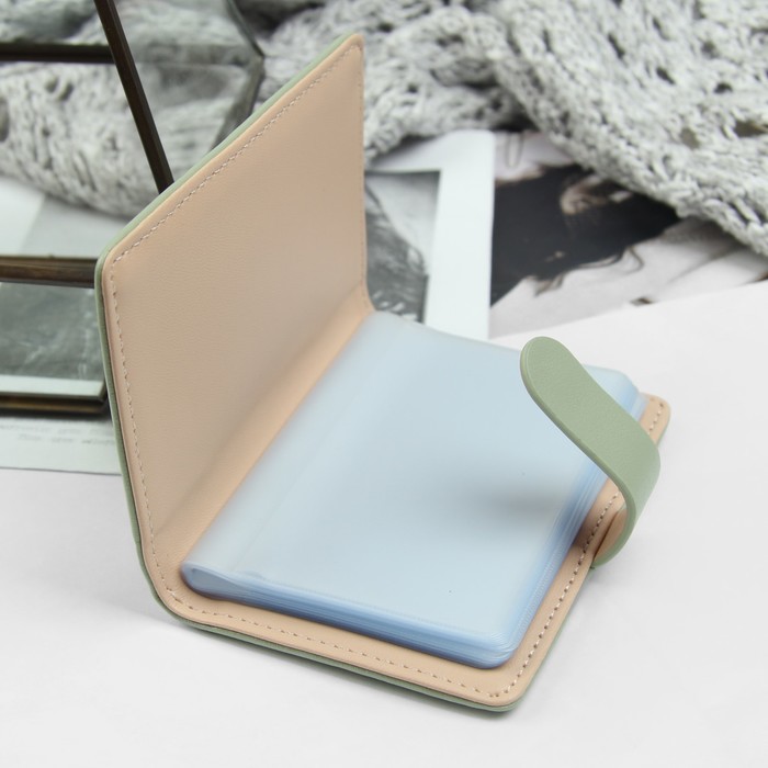 Визитница, 20 картхолдеров, на кнопке, цвет зелёный