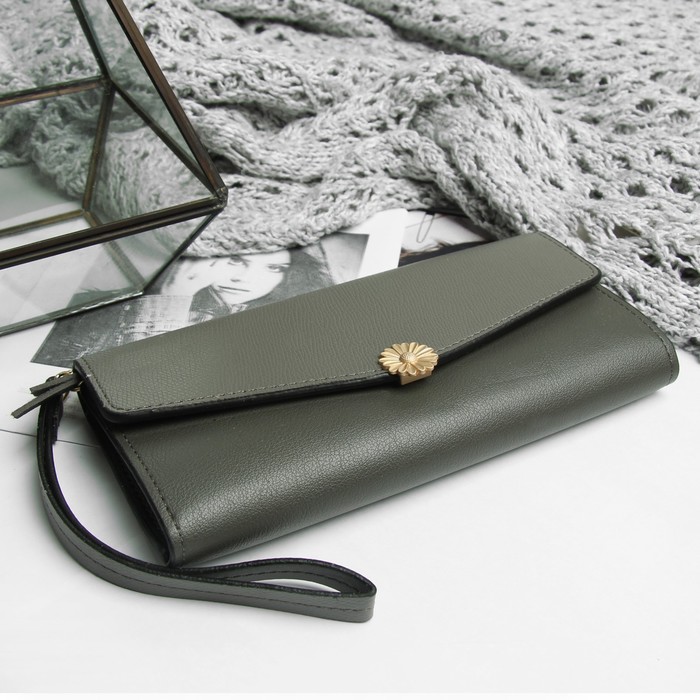 Кошелёк женский, 2 отдела, для карт, для монет на клапане, цвет серый