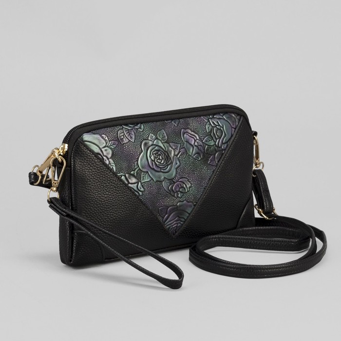 Клатч женский, отдел на молнии, наружный карман, ручка, регулируемый ремень, цвет чёрный/синий