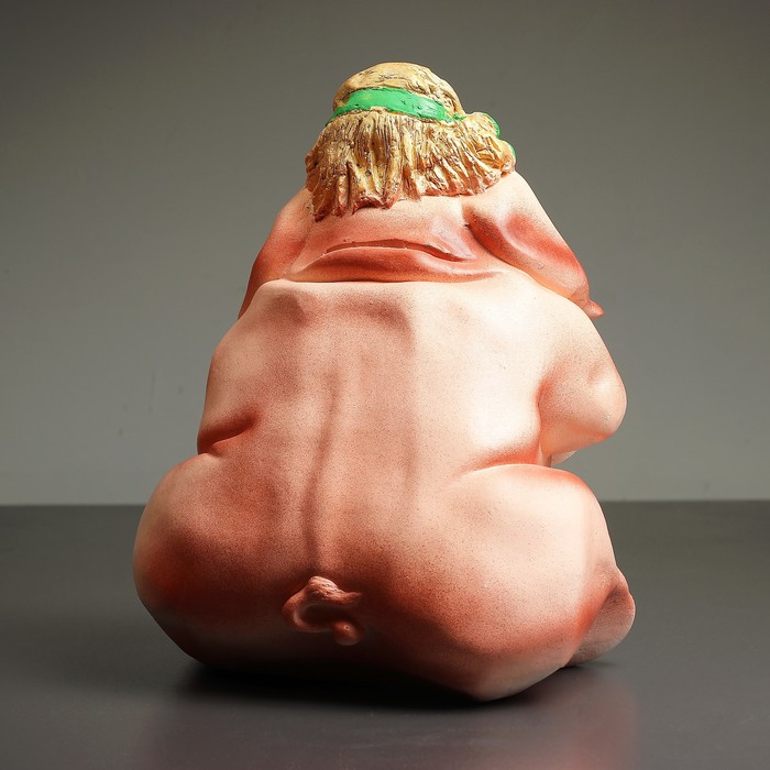 Копилка "Свинья с бусами"