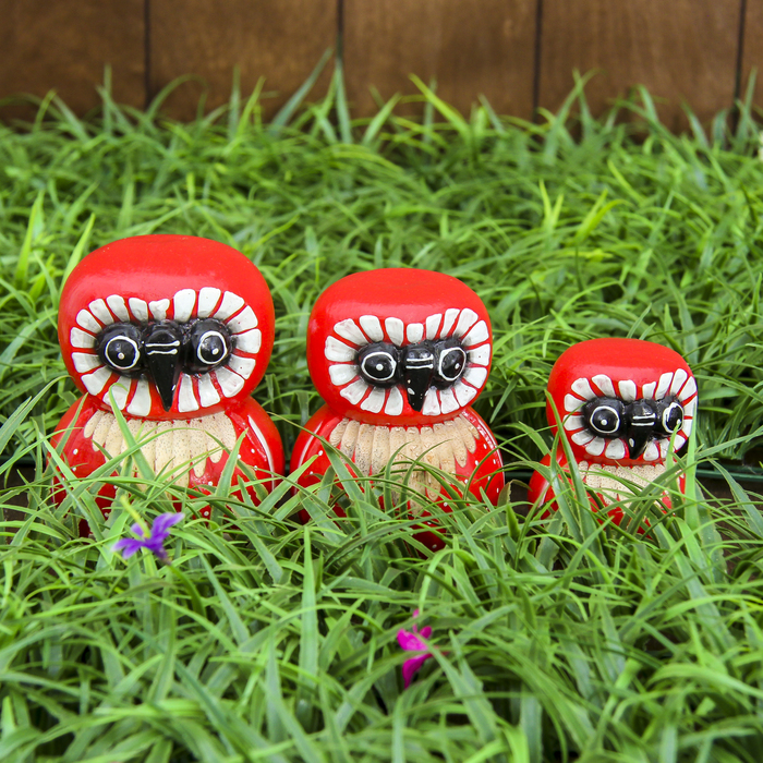 Набор сувенирный "Три совы" красные (7,9,10) 22х8х10см