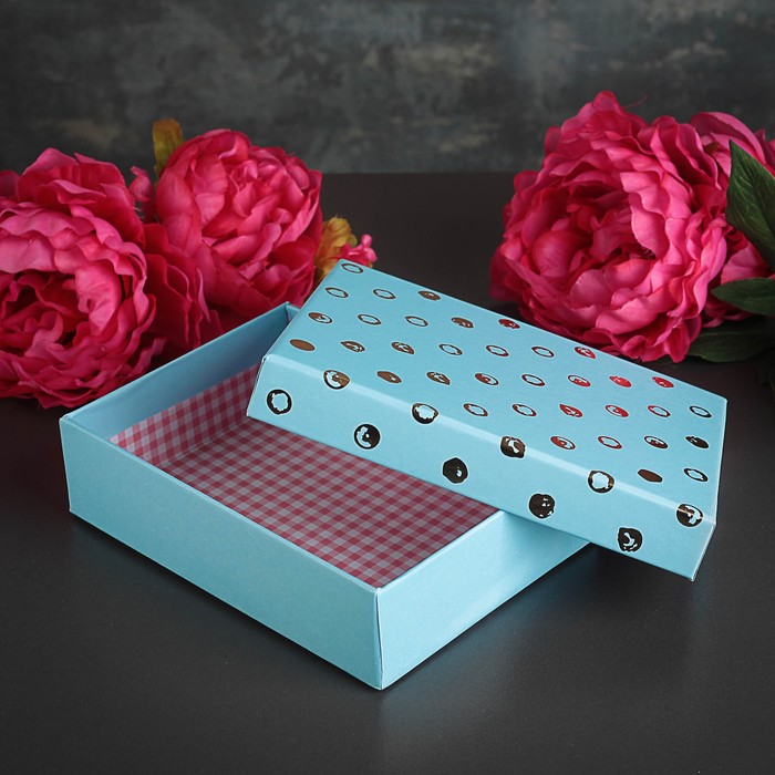 Коробка подарочная 17,5 х 13,5 х 4,5 см