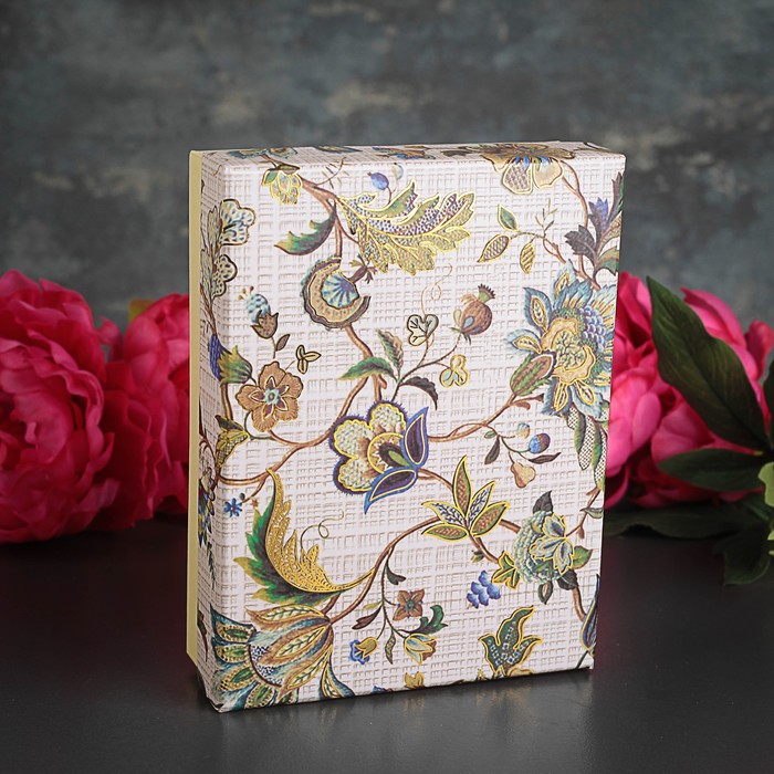 Коробка подарочная 17,5 х 13,5 х 4,5 см