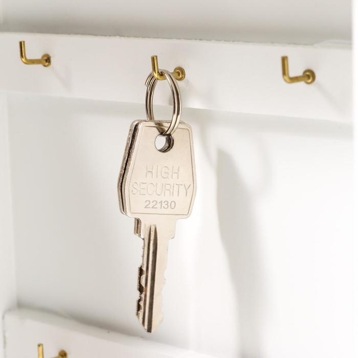 Ключница дерево 6 крючков "Два ключа" 26х19х6 см