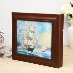 

Ключница "Парусник" Орех 26х31х4,5см