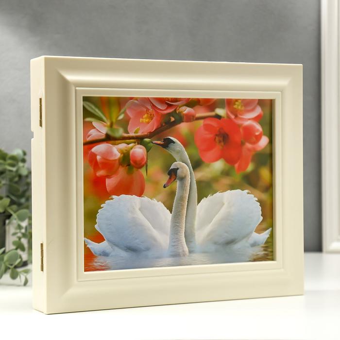 Ключница "Белые лебеди" Слоновая кость 26х31х4,5 см