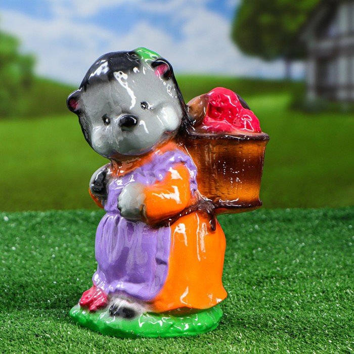 Садовая фигура "Ежиха с корзиной" глянец, серо-зеленая 13 *17*24 см