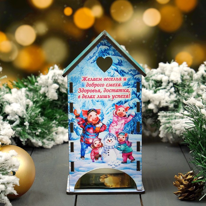 Чайный домик «Хрюши играют в снежки», 9,3×9,3×20 см