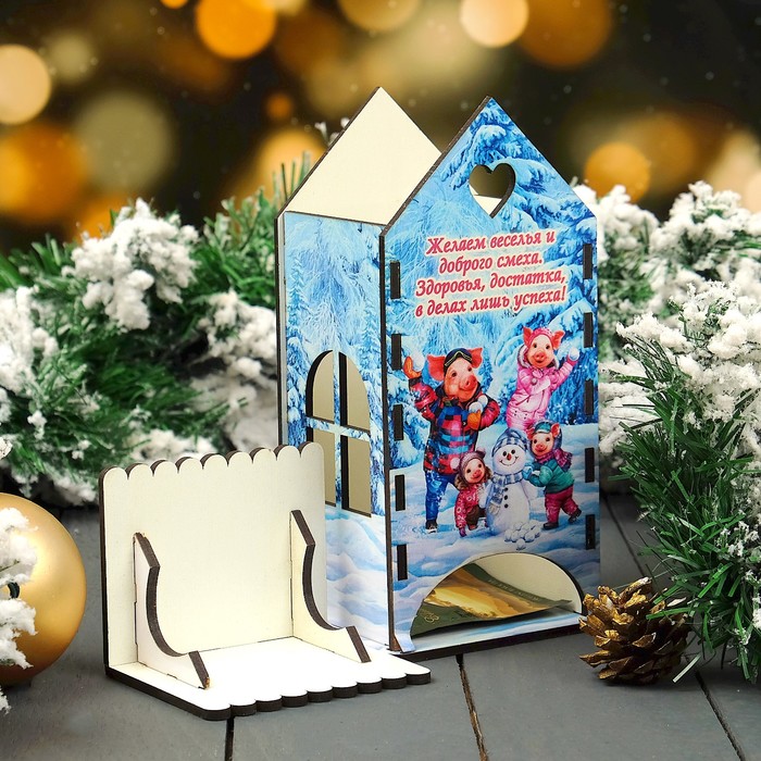 Чайный домик «Хрюши играют в снежки», 9,3×9,3×20 см