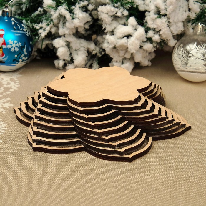 Сухарница «Хрюши играют в снежки», 19×19×4 см