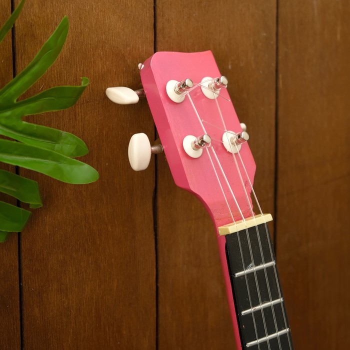Музыкальный инструмент гитара-укулеле "Красное влечение" 55х20х6 см