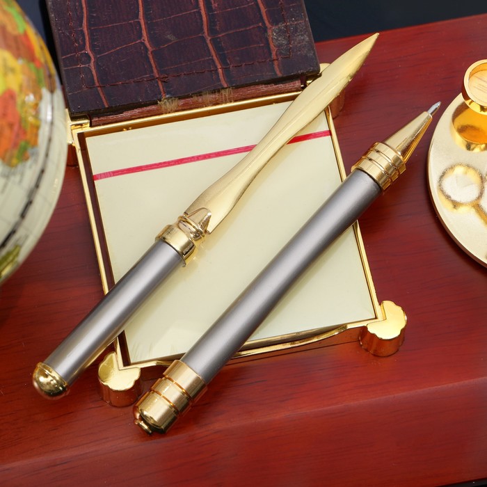 Набор настольный 5в1(глобус, лупа, нож д/писем, ручка, блок д/бумаги), 19х30 см