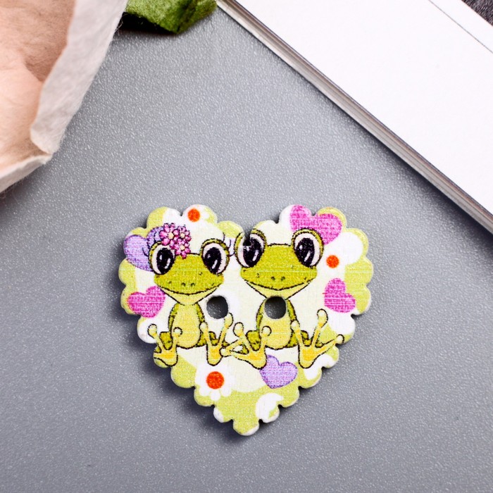 Набор пуговиц декоративных дерево "Лягушата с сердечками" набор 10 шт 2х2,2 см