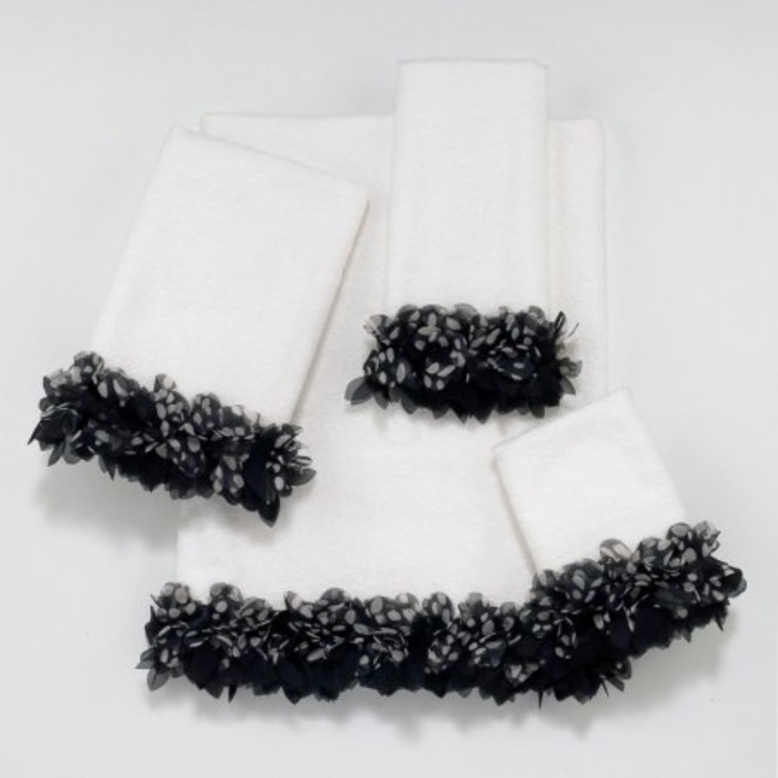 Полотенце Fantasy, размер 69х127 см, белый, велюр