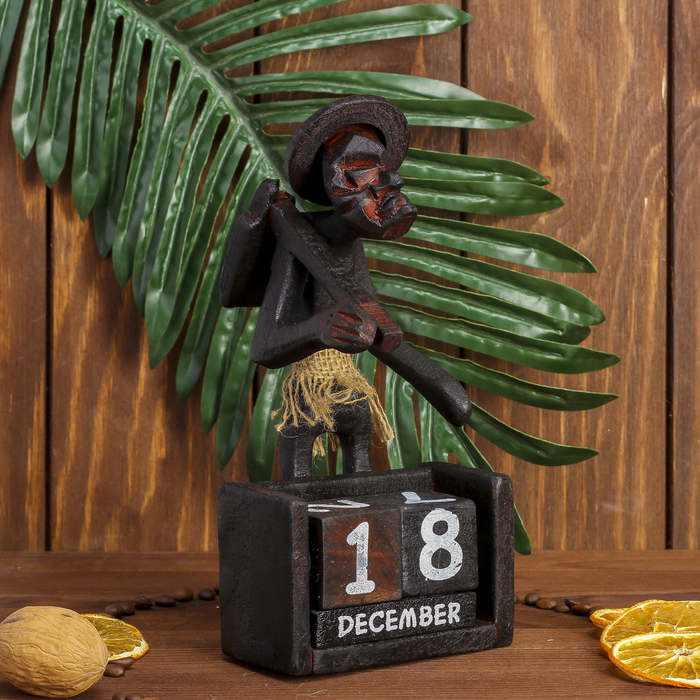 Сувенир дерево календарь "Абориген фермер" 23х11,5х7 см