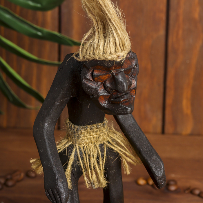 Сувенир дерево календарь "Абориген статуя" 20х22х6 см