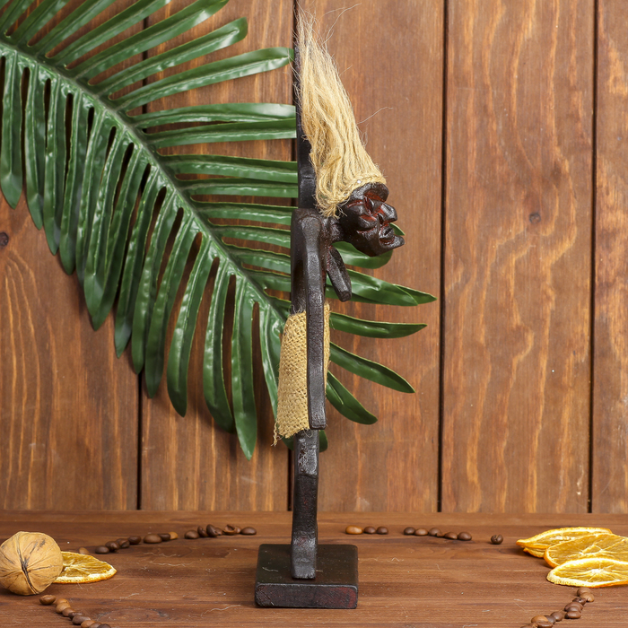 Сувенир дерево "Абориген женщина" 15х7х5 см