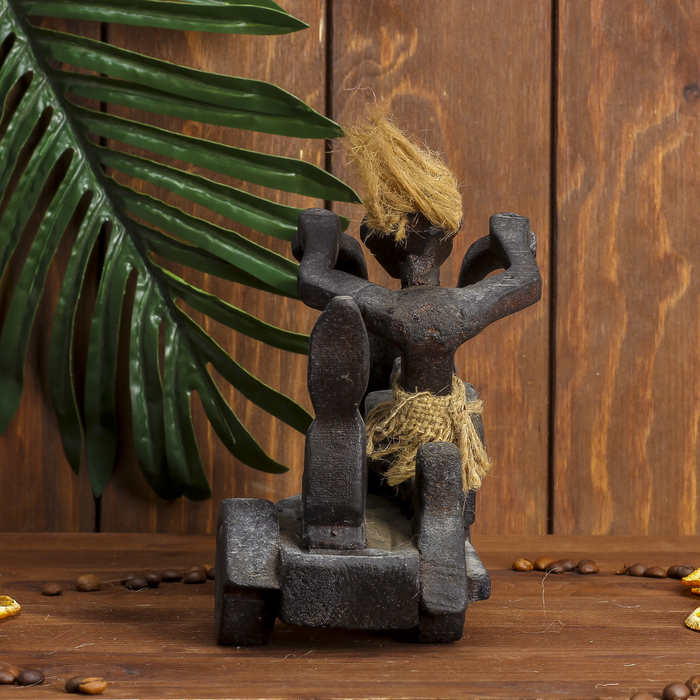 Сувенир дерево "Абориген на мотоцикле с ребёнком" 16х20х10 см