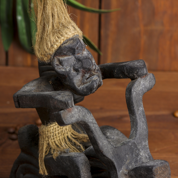 Сувенир дерево "Абориген на мотоцикле с ребёнком" 16х20х10 см