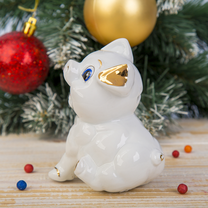 Копилка керамика "Хрюшка-свинюшка сидит" белая с золотом 13х9,5х9 см