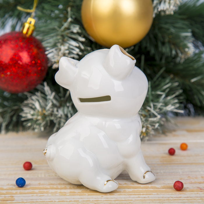 Копилка керамика "Хрюшка-свинюшка сидит" белая с золотом 13х9,5х9 см