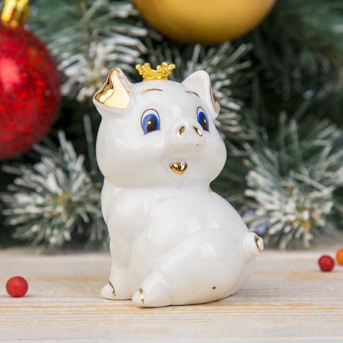 Сувенир керамика "Хрюшка-свинюшка в короне" белая с золотом 8,5х6х6 см