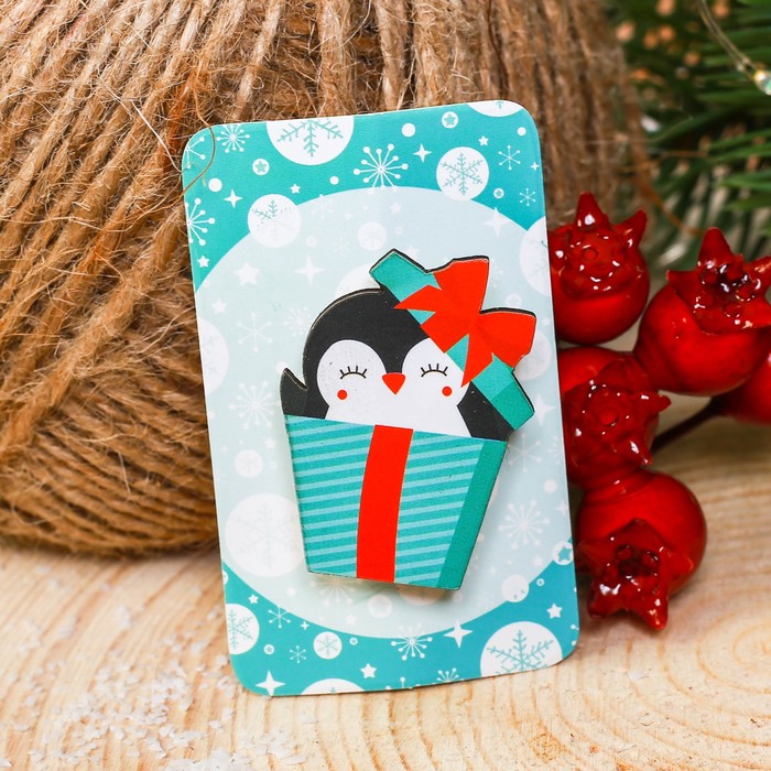 Новогодний значок "Пингвин"