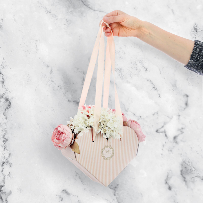 Коробка сердце складная с лентами «Тебе с любовью», 25 х 20 х11 см