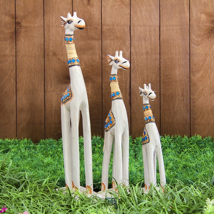 Набор сувенирный "Жирафы" (30,40,50) 14х13х50 см