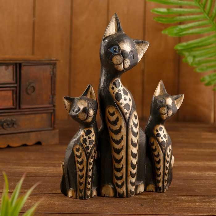Сувенир дерево "Семья кошек" 20х4х30 см