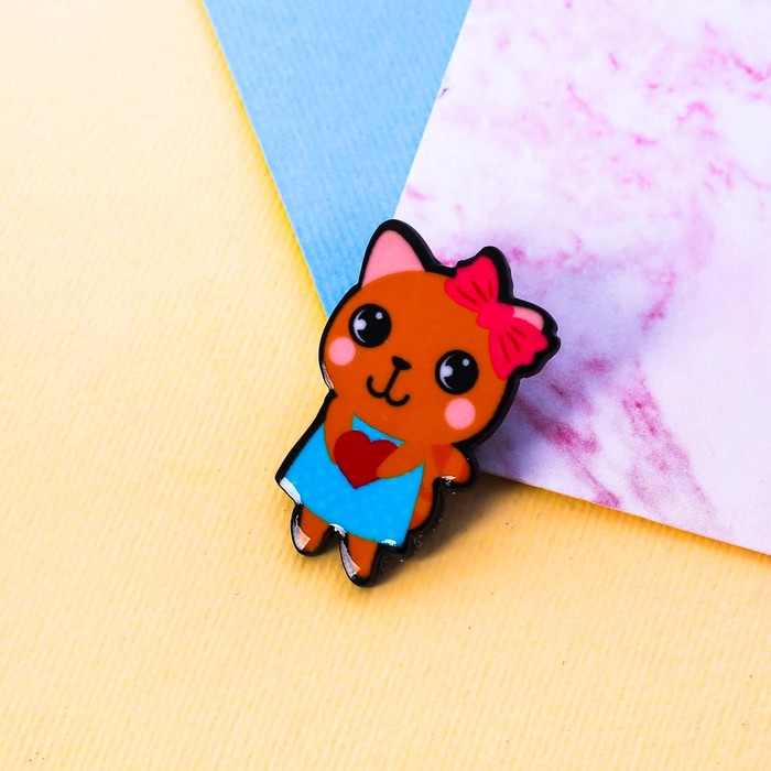 Значок акриловый "Самой милой"