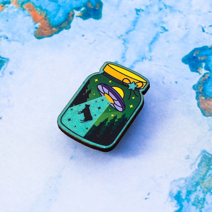 Значок флуоресцентный "Летающая тарелка"