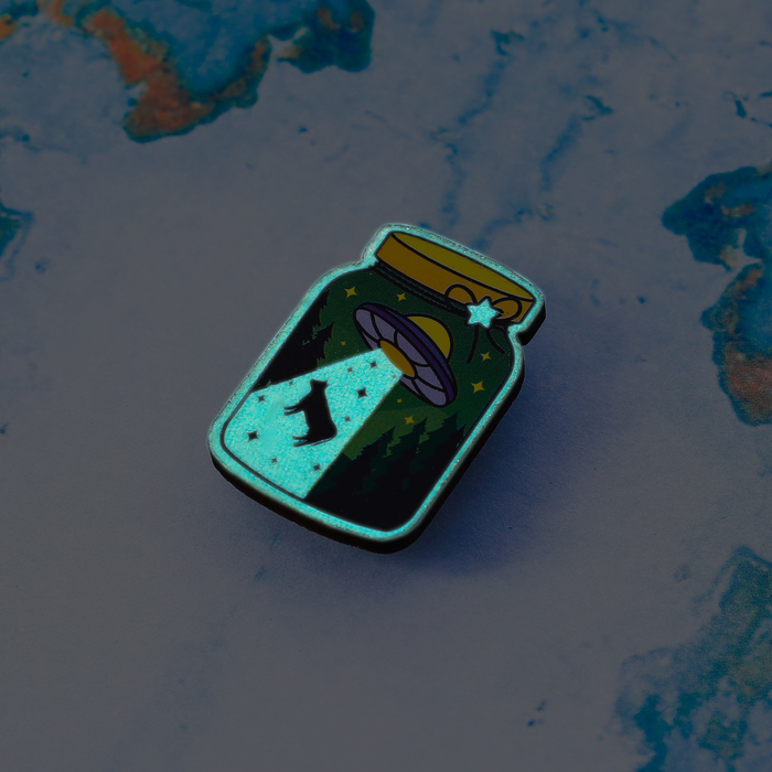 Значок флуоресцентный "Летающая тарелка"