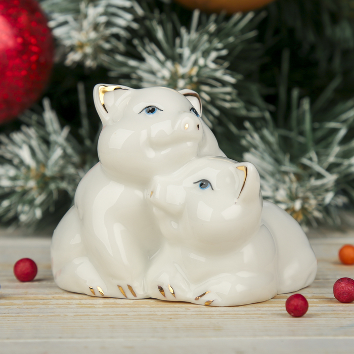 Сувенир керамика "Белые поросята отдыхают" 6,6х8,3х6,3 см