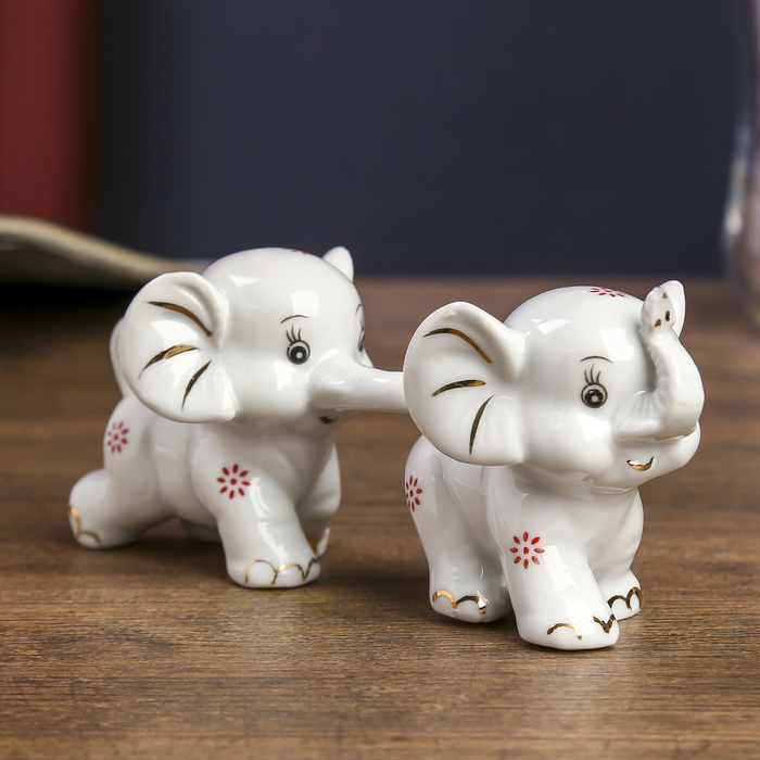 Сувенир керамика "Слоники в красный цветочек - держи его за хвост" набор 2 шт 6х13,5х5 см