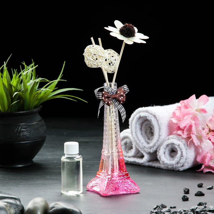 Набор подарочный"Эйфелева башня"УЦЕНКА(ваза,2 палочки с шариками,дек,армасло 30 мл) клубника