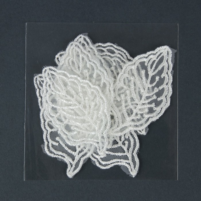 Вязаный элемент "Лепесток", 6,5х3,5см, 10 шт, цвет белый