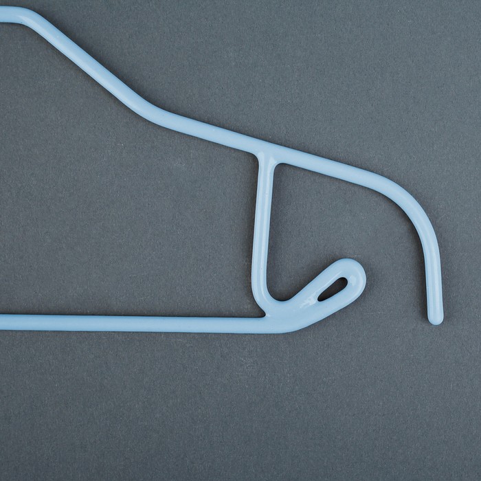 Вешалка антискользящая с ПВХ покрытием, 43,5х4,5х22 см, цвет европейский голубой