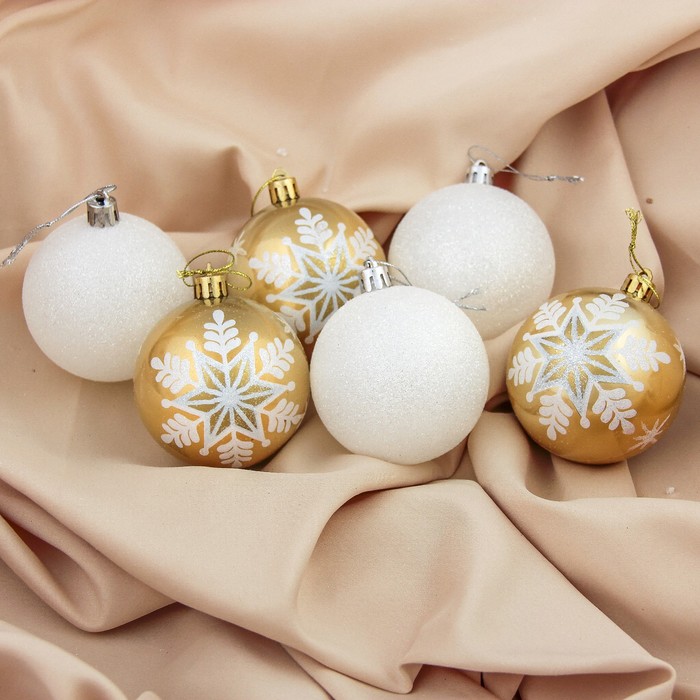 Набор шаров пластик d-7 см 6 шт "Сказочная снежинка" бело золотой