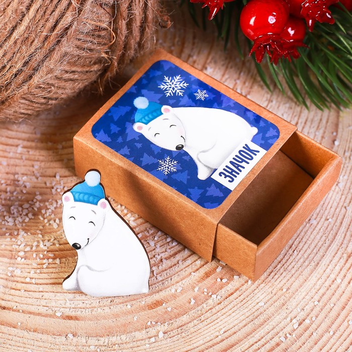 Значок в коробочке "Медведь"