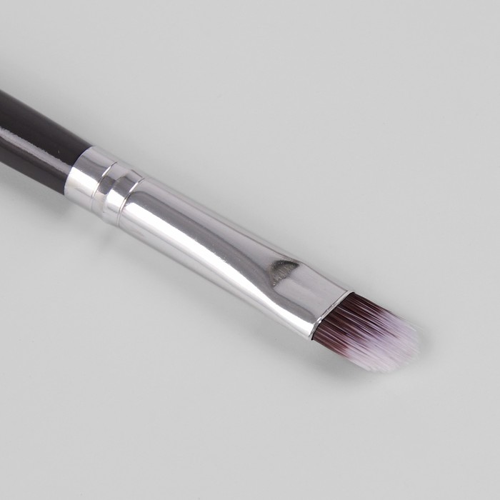 Кисть для макияжа универсальная, скруглённая, 17см, цвет серый